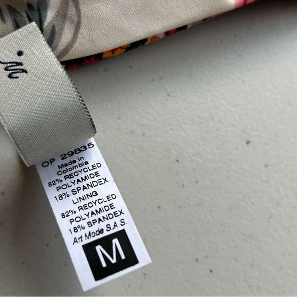 Maaji Bikini Tops Womens Medium Multicolor Floral Reversible Swimsuit New - Picture 6 of 8